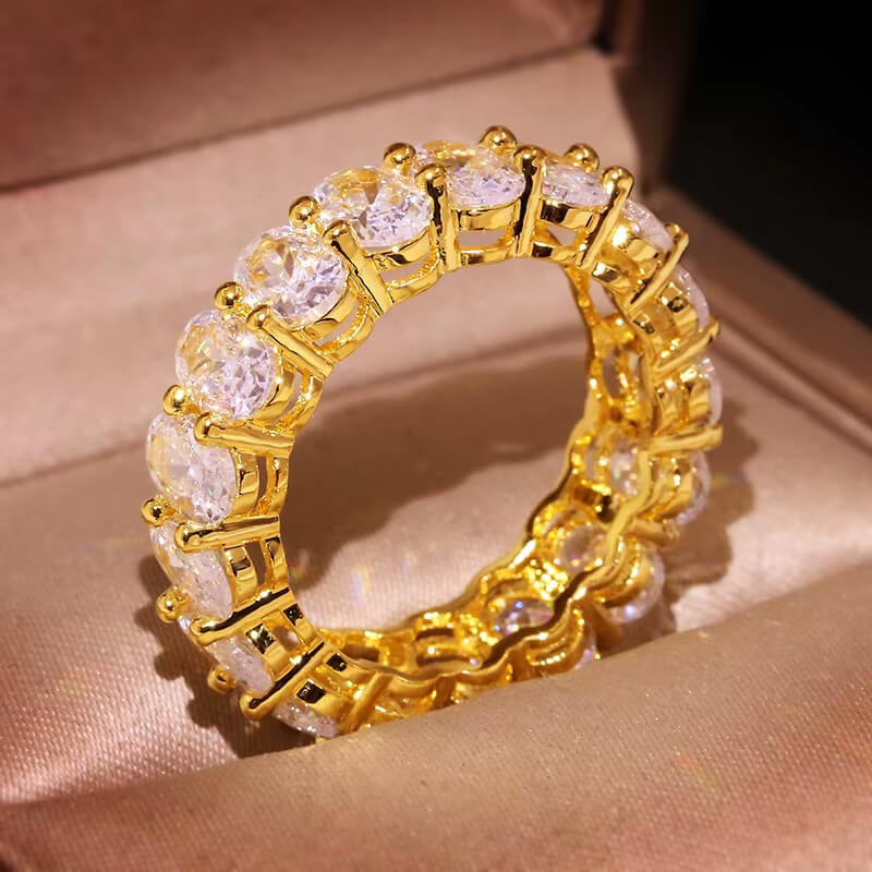 CLASSIC Exklusiv Ring med Vit Zirkon