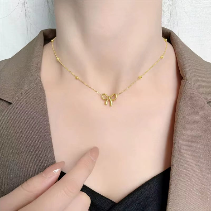 CHARM Guldpläterat Rosetthalsband